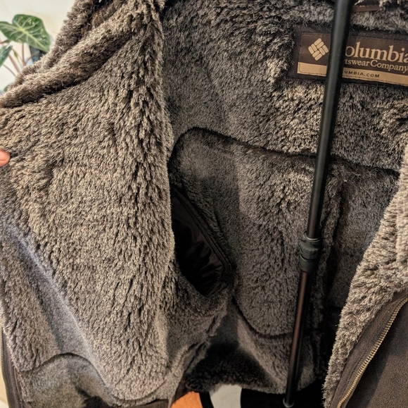 Columbia Sportswear Faux Shearling Jacket – XXL – Ultra Warm & Rugged - Picture 3 of 8